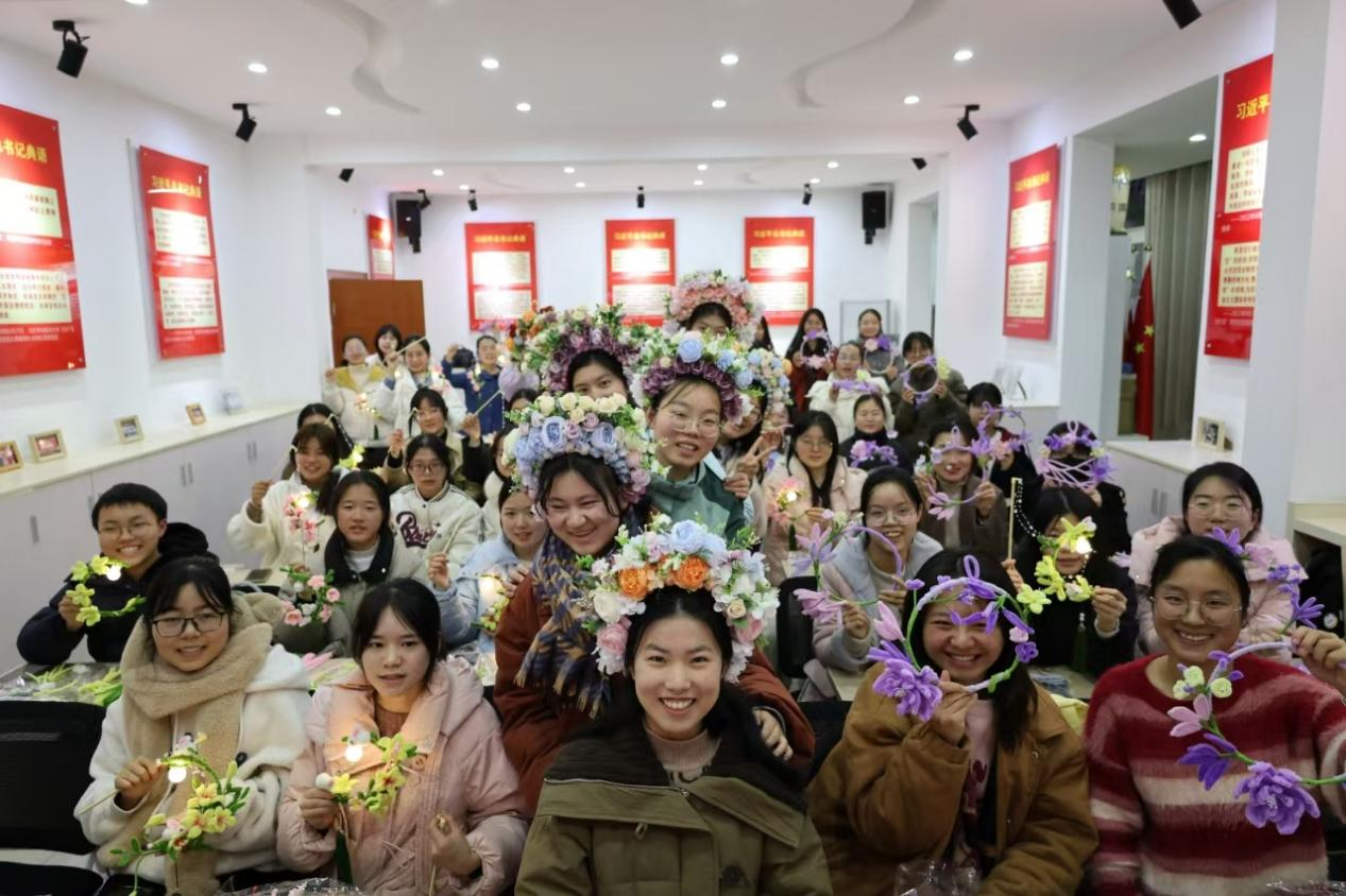 5b76e2c50ee94152a47126882dca249f.png 图片12.png